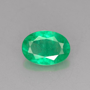 Esmeralda verde natural 0,53ct, corte oval, SI-I1