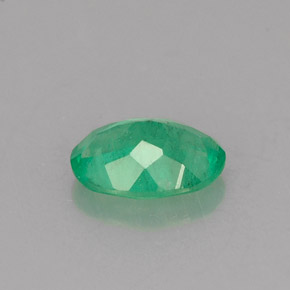 Esmeralda verde natural 0,53ct, corte oval, SI-I1