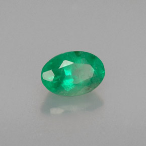 Esmeralda Verde Natural 0.50ct, Corte Oval, SI-I1