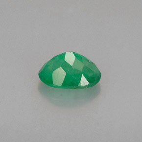 Esmeralda Verde Natural 0.50ct, Corte Oval, SI-I1