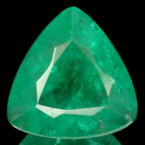 Esmeralda verde natural 1,39ct, trillion, I1