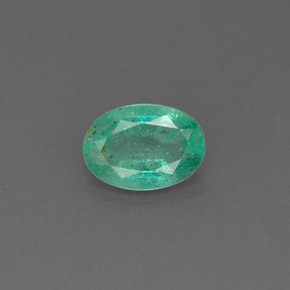 Esmeralda verde natural 0,63ct, corte oval, I1