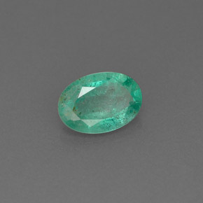 Esmeralda verde natural 0,63ct, corte oval, I1