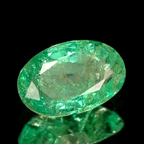 Esmeralda verde natural 0,32ct, corte oval, I1