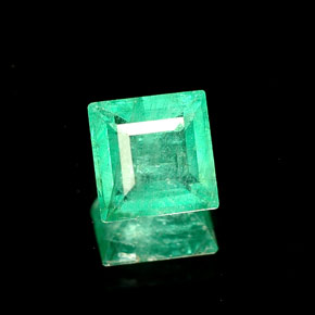 Esmeralda verde natural 0,50ct, quadrado, SI-I1