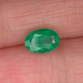 Esmeralda verde natural 0,76ct, corte oval, SI-I1