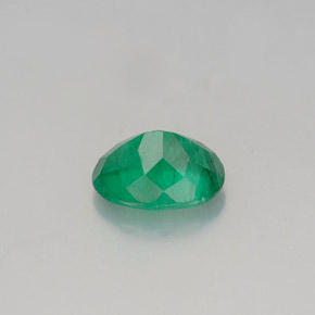 Esmeralda verde natural 0,77ct, corte oval, SI-I1