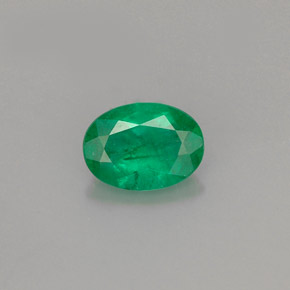 Esmeralda verde natural 0,67ct, corte oval, I1