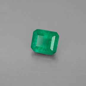 Esmeralda verde natural 0,47ct, corte esmeralda, I1