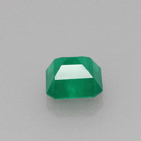 Esmeralda verde natural 0,46ct, corte esmeralda, I1