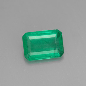 Esmeralda verde natural 0,75ct, corte esmeralda, I1