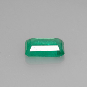 Esmeralda verde natural 0,75ct, corte esmeralda, I1