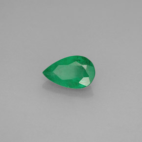 Esmeralda verde natural 0,74ct, formato de pêra, I1