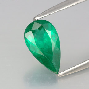 Esmeralda verde natural 0,90ct, formato de pêra, SI