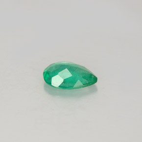 Esmeralda verde natural 0,44ct, formato de pêra, SI-I1