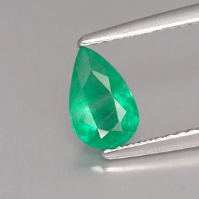 Esmeralda verde natural 0,69ct, formato de pêra, SI-I1