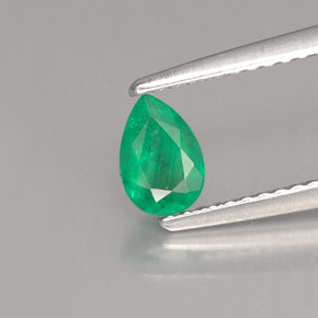 Esmeralda verde natural 0,45ct, formato de pêra, SI-I1
