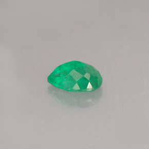 Esmeralda verde natural 0,45ct, formato de pêra, SI-I1