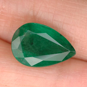 Esmeralda Verde Natural 2.66ct, Formato de pêra, SI-I1