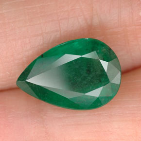 Esmeralda Verde Natural 2.66ct, Formato de pêra, SI-I1