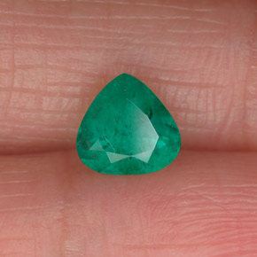 Esmeralda verde natural 0,83ct, formato de pêra, SI-I1