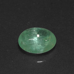 Esmeralda verde natural 1,73ct, corte oval, translúcido