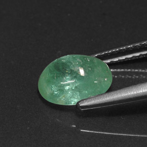 Esmeralda verde natural 1,73ct, corte oval, translúcido