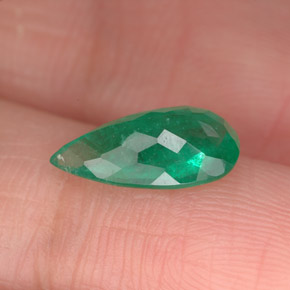 Esmeralda Verde Natural 1.31ct, Formato de pêra, SI-I1