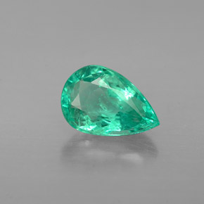 Esmeralda verde natural 0,86ct, formato de pêra, VS-SI