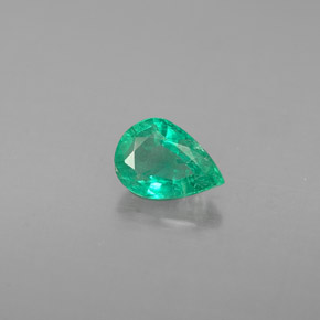 Esmeralda verde natural 0,41ct, formato de pêra, VS-SI