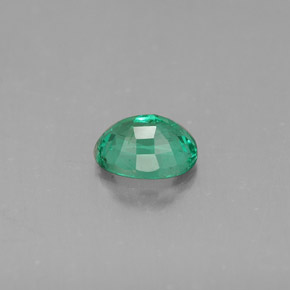 Esmeralda verde natural 0,51ct, corte oval, VS-SI