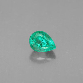 Esmeralda verde natural 0,40ct, formato de pêra, VS-SI