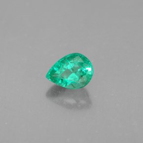 Esmeralda verde natural 0,40ct, formato de pêra, VS-SI