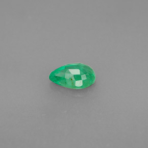 Esmeralda verde natural 0,39ct, formato de pêra, VS-SI