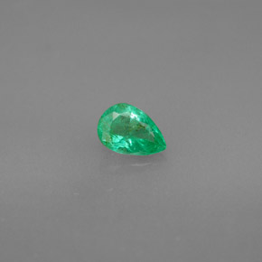 Esmeralda verde natural 0,35ct, formato de pêra, VS-SI