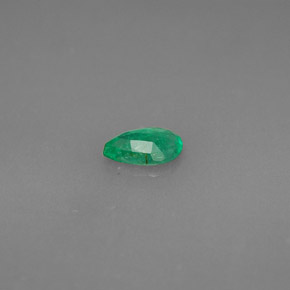 Esmeralda verde natural 0,32ct, formato de pêra, VS-SI