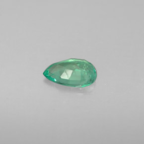 Esmeralda verde natural 0,28ct, formato de pêra, VS-SI
