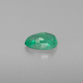 Esmeralda verde natural 0,39ct, formato de pêra, VS-SI