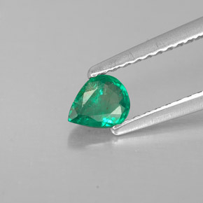 Esmeralda verde natural 0,27ct, formato de pêra, VS-SI