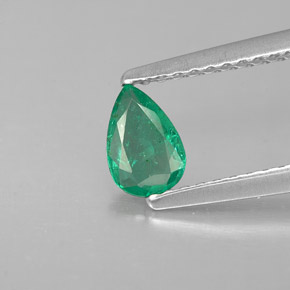 Esmeralda verde natural 0,37ct, formato de pêra, VS-SI