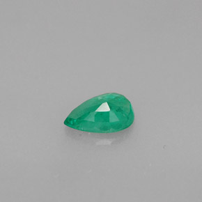 Esmeralda verde natural 0,33ct, formato de pêra, VS-SI