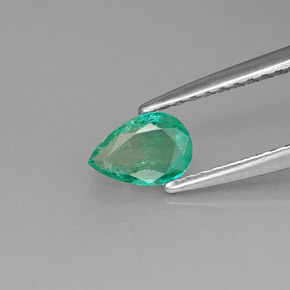 Esmeralda verde natural 0,33ct, formato de pêra, VS-SI