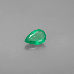 Esmeralda verde natural 0,33ct, formato de pêra, VS-SI