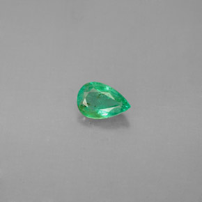 Esmeralda verde natural 0,31ct, formato de pêra, SI
