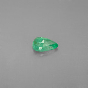 Esmeralda verde natural 0,37ct, formato de pêra, VS-SI