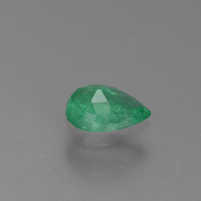 Esmeralda verde natural 0,37ct, formato de pêra, VS-SI