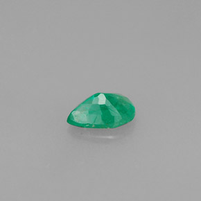 Esmeralda verde natural 0,33ct, formato de pêra, VS-SI