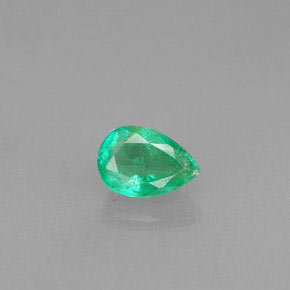 Esmeralda verde natural 0,42ct, formato de pêra, VS-SI