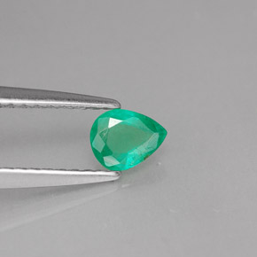 Esmeralda verde natural 0,30ct, formato de pêra, SI