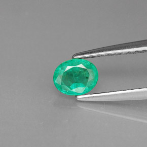 Esmeralda verde natural 0,32ct, corte oval, SI